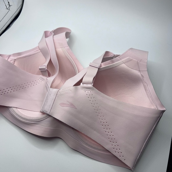 Brooks bra 36DD - Picture 4 of 6